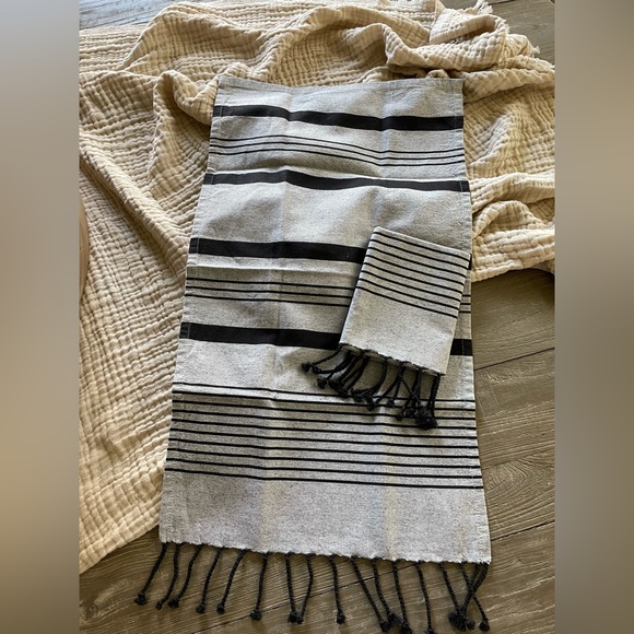 Tea Towels/Dish Towels 2 Gray and Black - Picture 2 of 5